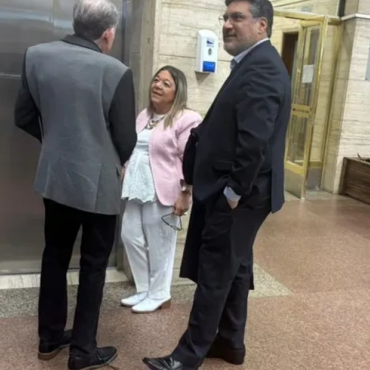 Declara la escribana de Manuel Adorni en la causa por presunto enriquecimiento ilícito