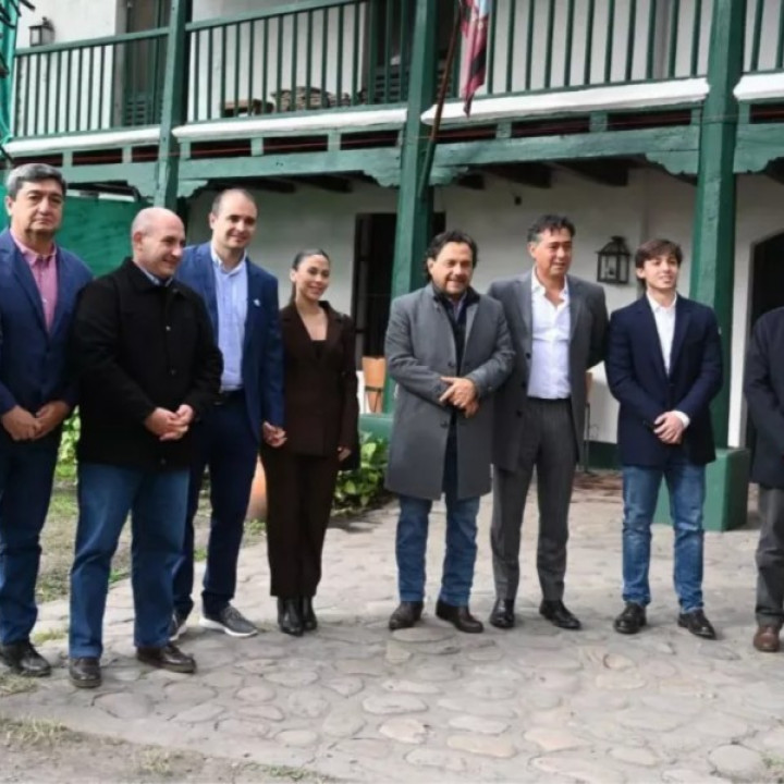 El Gobernador Saenz en el Inicio de zafra en Ingenio San Isidro