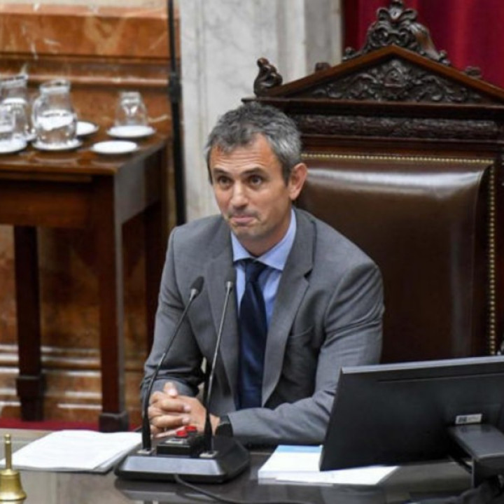 Escándalo en Diputados: quiénes son los K que negociaron con Martín Menem