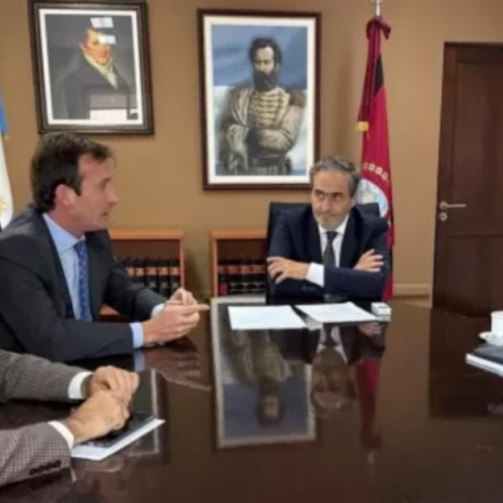 Analizan las actuaciones judiciales y policiales por mensajes intimidatorios en el ámbito escolar