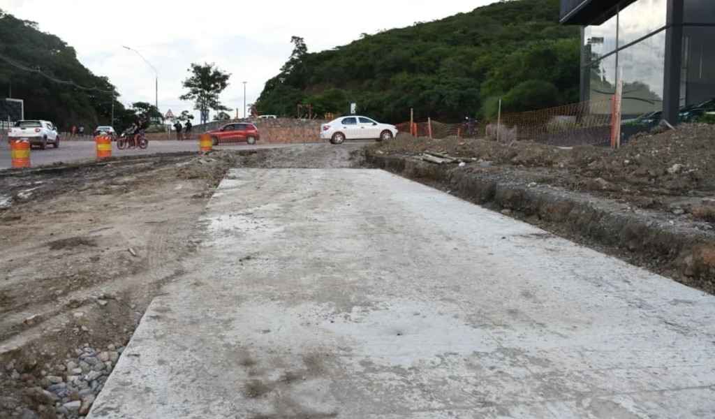 Municipalidad: se construye el nuevo ingreso al cerro San Bernardo será más seguro