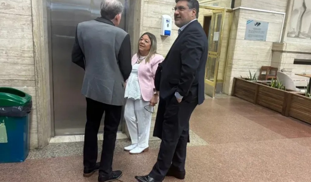 Declara la escribana de Manuel Adorni en la causa por presunto enriquecimiento ilícito