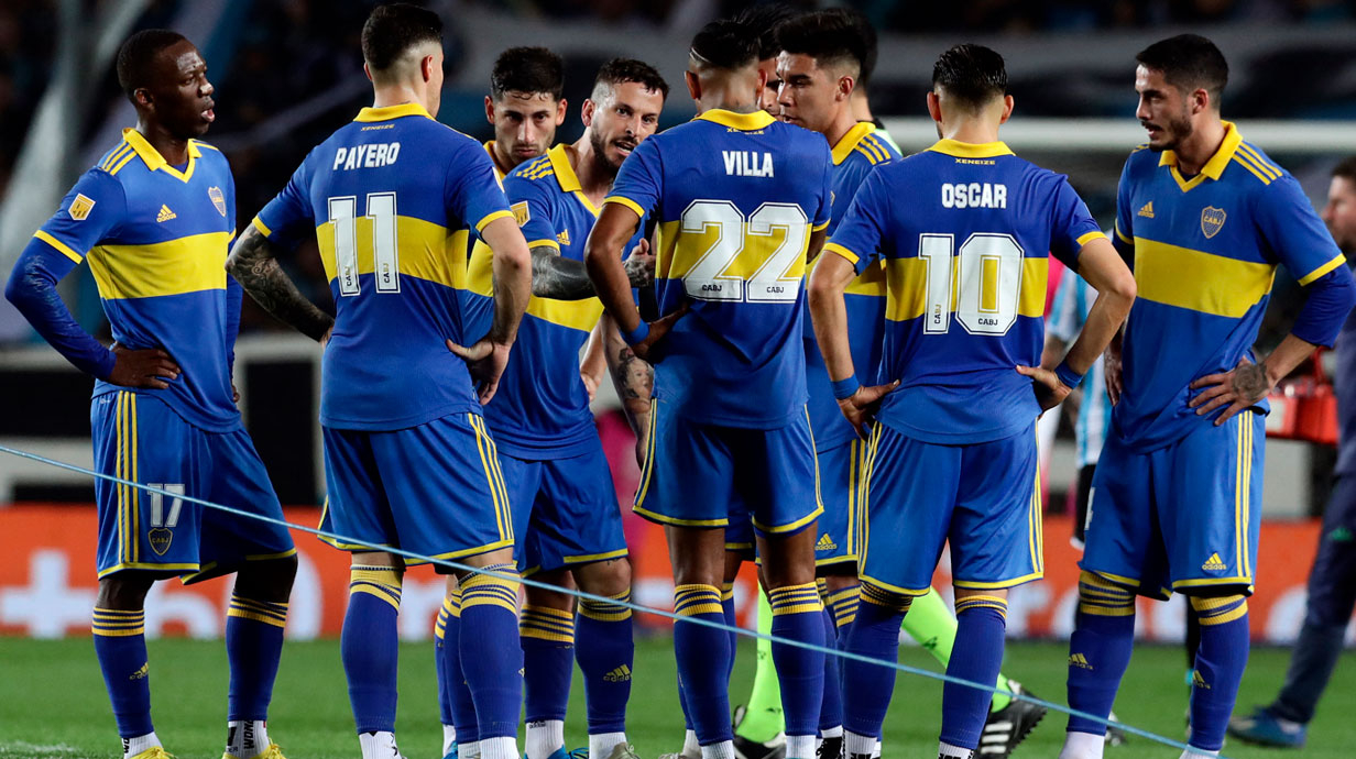 Los hinchas de Boca explotaron contra un jugador en la derrota ante Huracán: “Solo sirve para estorbar”
