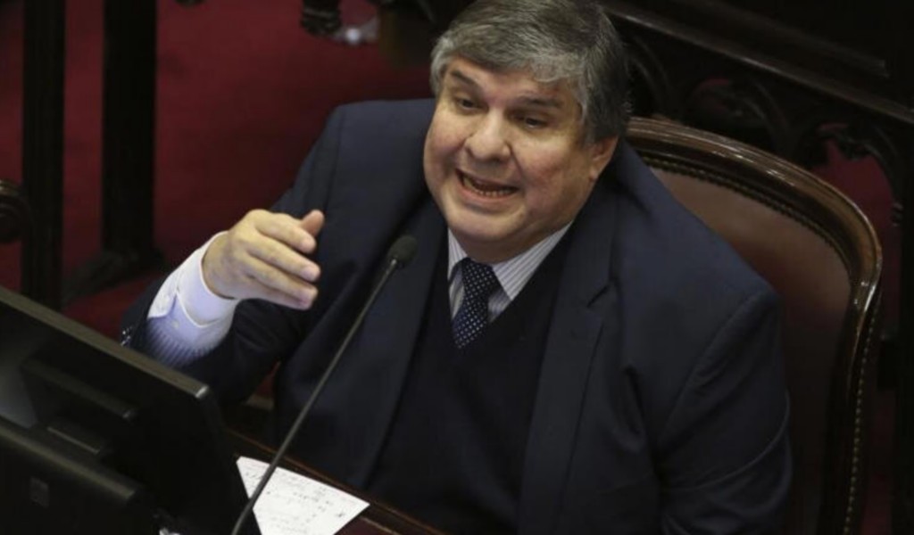 El senador José Mayans a Javier Milei : "Parece un gobierno de Facto" 