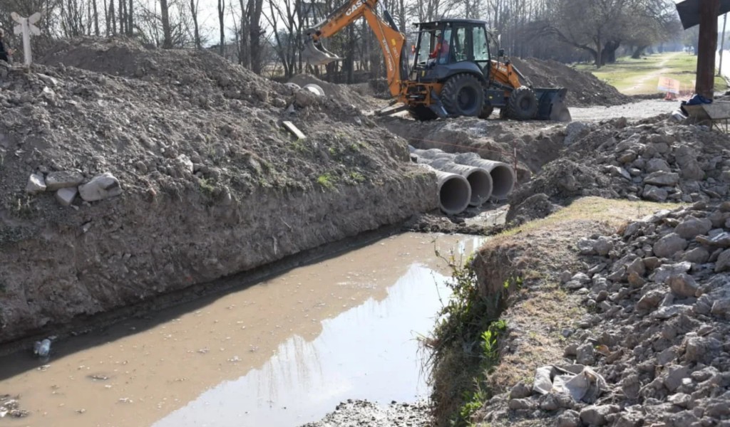 MUNICIPALIDAD DE SALTA: Solís Pizarro: avanza obra clave para prevenir inundaciones
