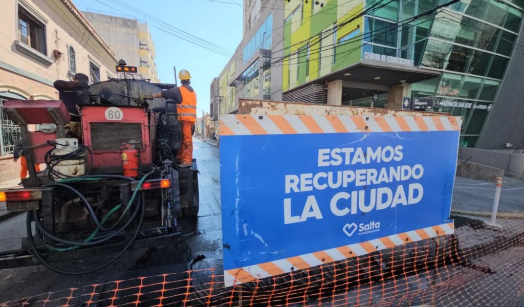 MUNICIPALIDAD DE SALTA: La calle 25 de Mayo se renueva para mejorar la circulación