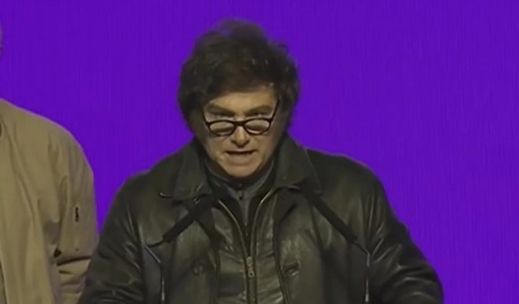 Milei, contradictorio y abatido: "Hemos tenido una clara derrota"