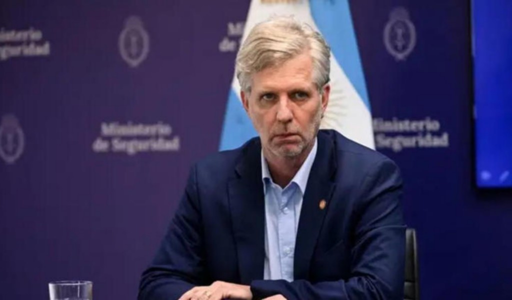 El número dos de inteligencia es investigado y  la interna vuelve a estallar en el corazón del espionaje