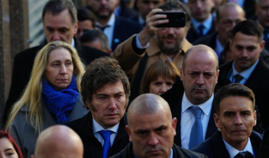 Elecciones 2025: cae la imagen de Milei y la clase media se ilusiona