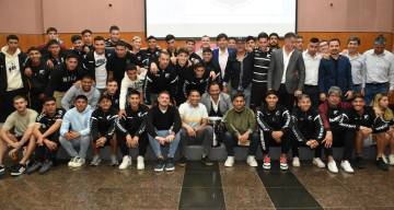 Central Norte fue recibido por Saenz  tras su histórico ascenso a Primera Nacional