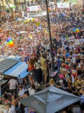 Marcha Federal LGBT+ Antifascista: Miles de personas en defensa de los derechos y la diversidad con consignas contra Milei