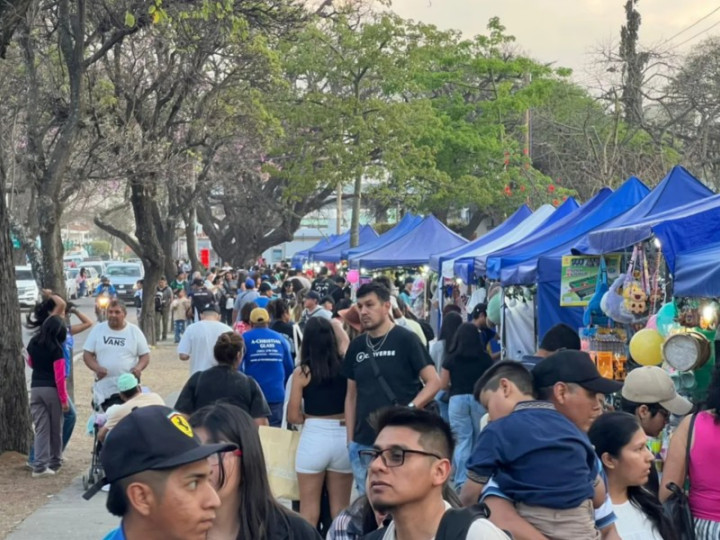MUNICIPALIDAD DE SALTA: Miles de personas disfrutaron de la Feria del Milagro en el parque San Martín