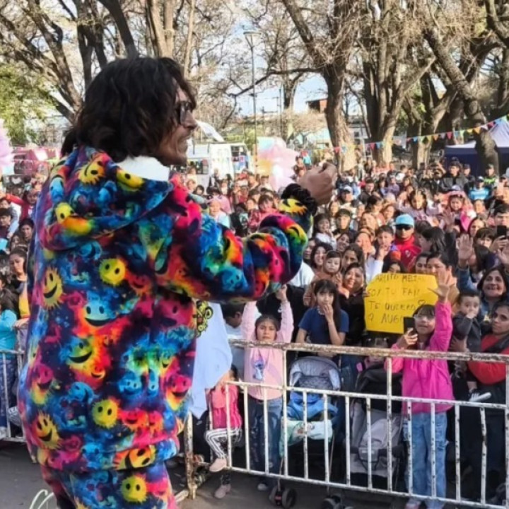 MUNICIPALIDAD DE SALTA: Vecinos y turistas disfrutaron de un gran cierre de vacaciones en el parque San Martín 
