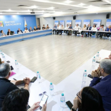 El PJ debate la estrategia para resistir las reformas de Milei