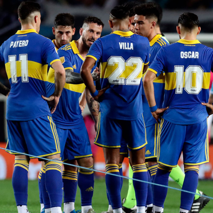 Los hinchas de Boca explotaron contra un jugador en la derrota ante Huracán: “Solo sirve para estorbar”