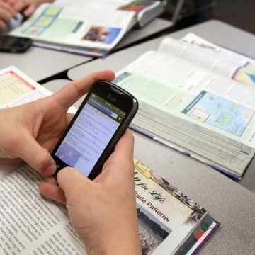El Ministerio de Educación publicó el protocolo para el uso de dispositivos digitales