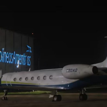 Aterrizó en Ezeiza el cuarto vuelo con argentinos deportados desde EE.UU.