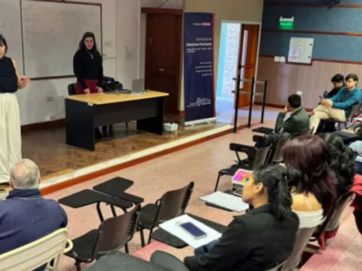 744 jóvenes formados en Salta con el programa de ciudadanía democrática